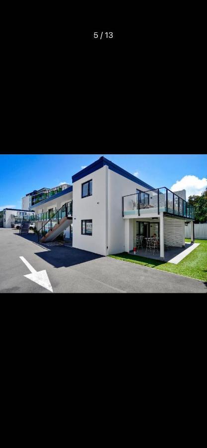 66 Express Luxury Apartment In New Market Auckland Bagian luar foto